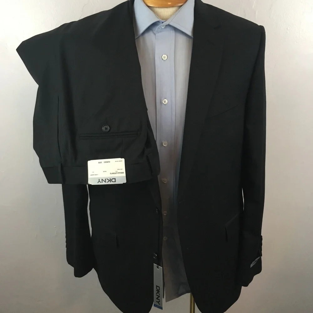 New dkny 2 piece 42r men’s suit black slim fit  2 button 100% wool nwt ea0060